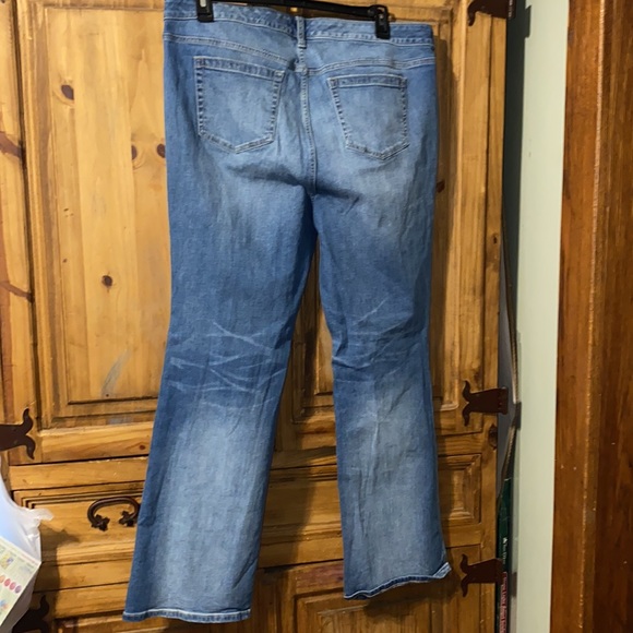 Boot cut jeans - Picture 3 of 3